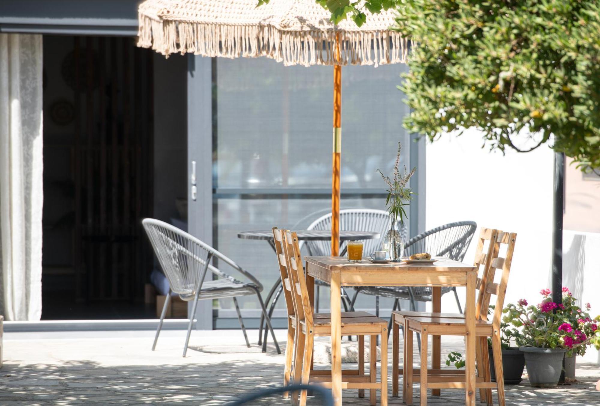 Akasti Slow Living Paralia Sikias Kültér fotó